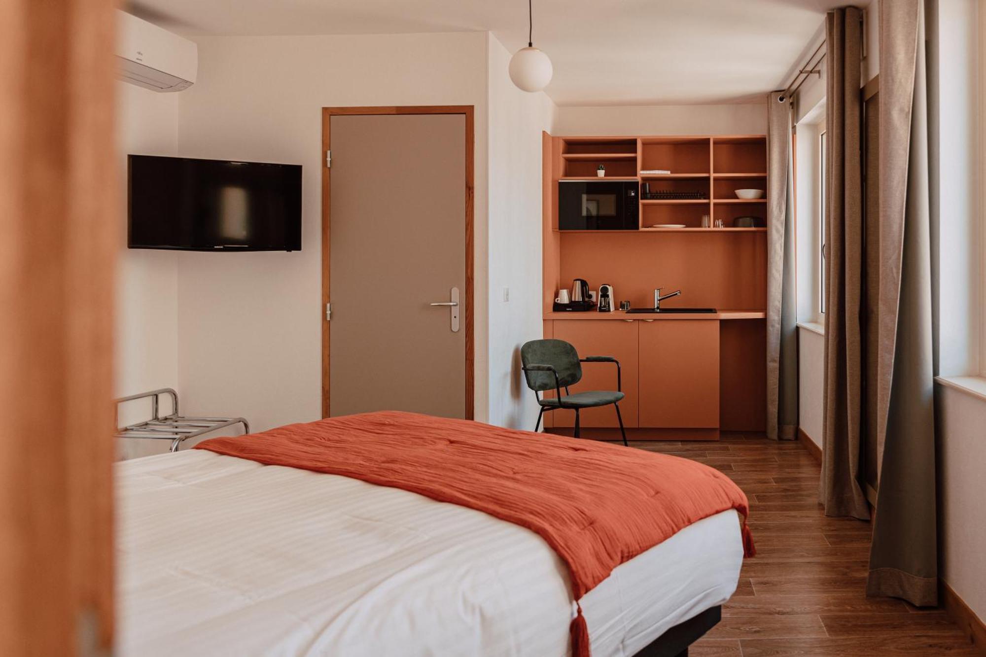 Mage Hotels - Hotel La Grenette Роан Экстерьер фото